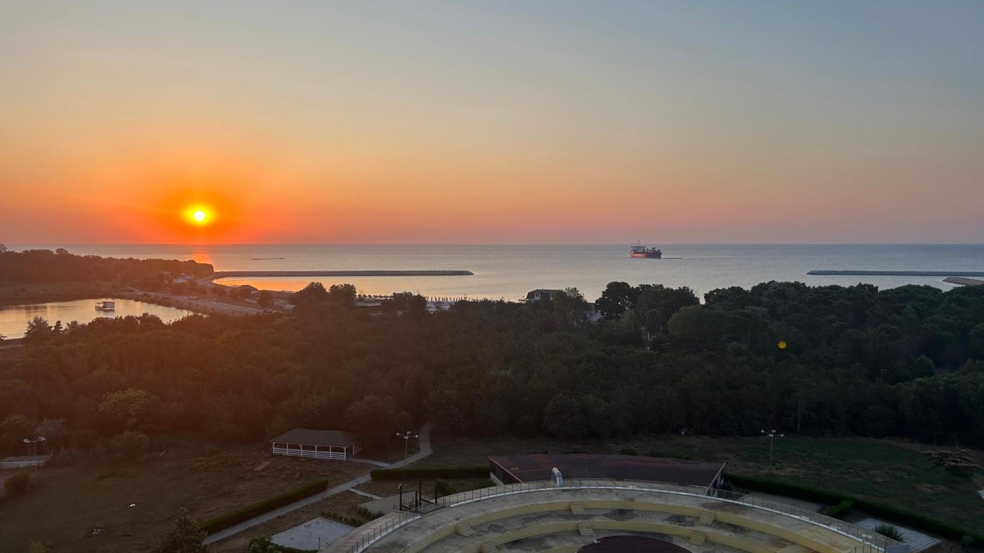 Black Sea View Aparthotel Olimp Exterior photo